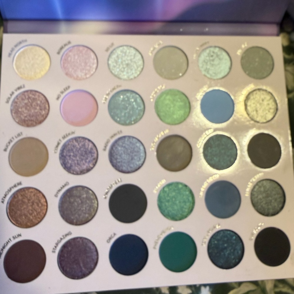 ColourPop Aurora Struck Ltd edition palette. In box and a few colors swatched. - Picture 4 of 7